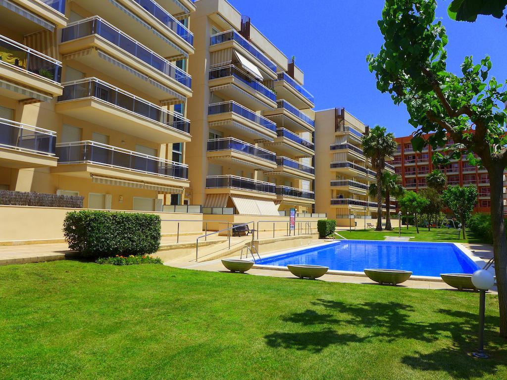 Rentalmar Ventura Village Salou Exterior foto