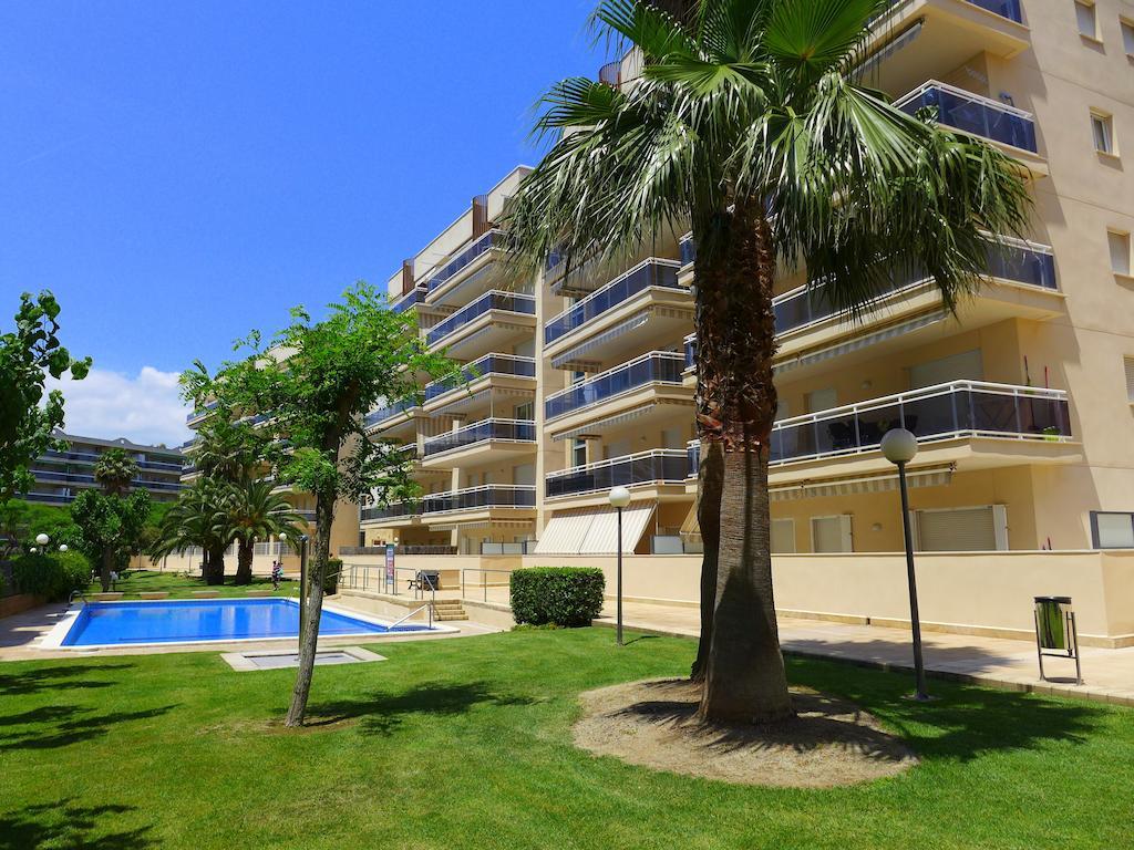 Rentalmar Ventura Village Salou Exterior foto