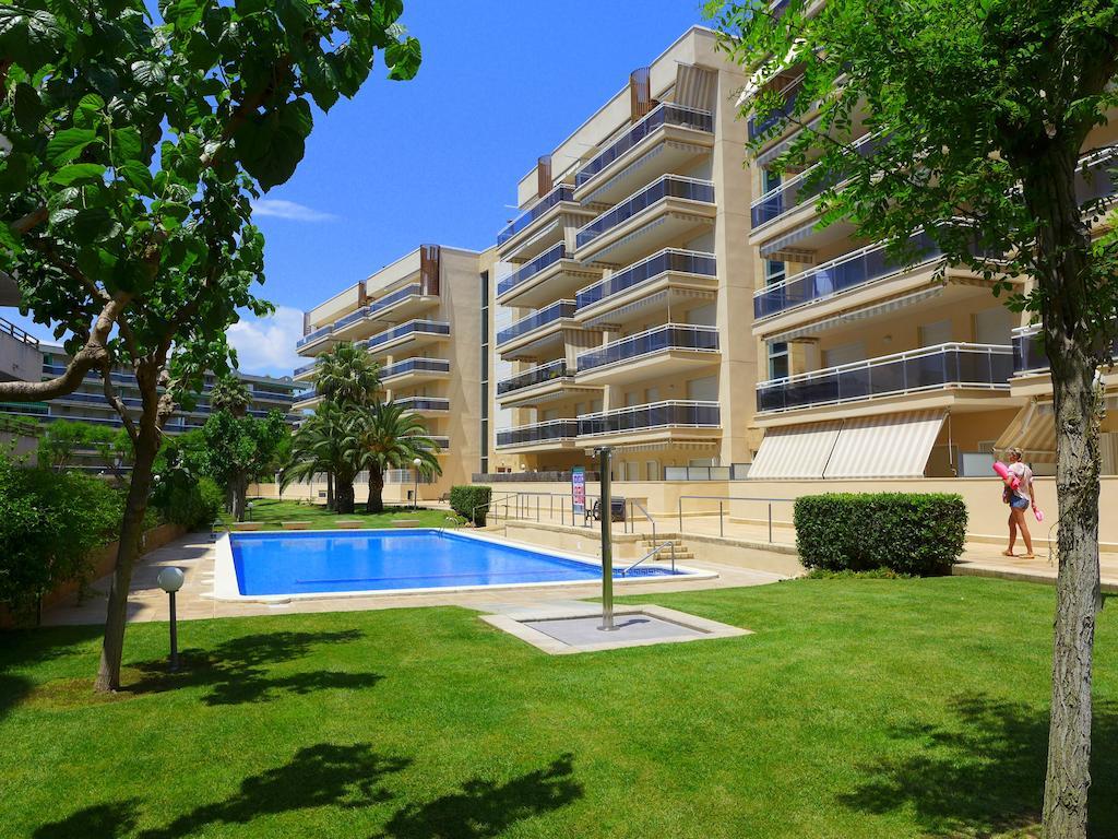 Rentalmar Ventura Village Salou Exterior foto