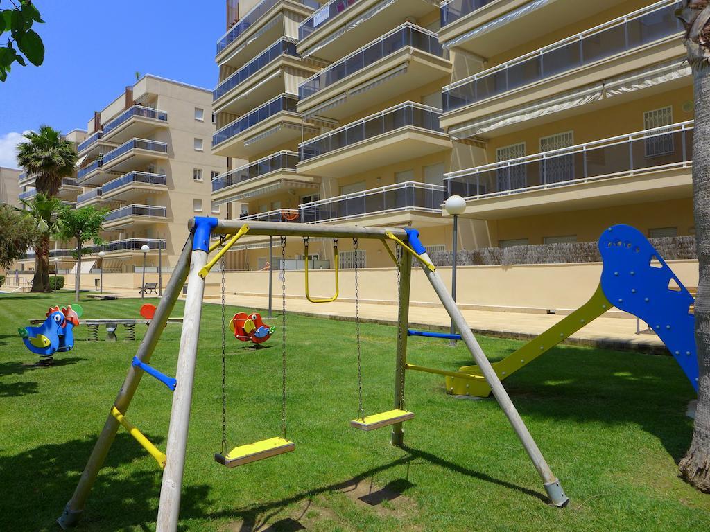 Rentalmar Ventura Village Salou Exterior foto